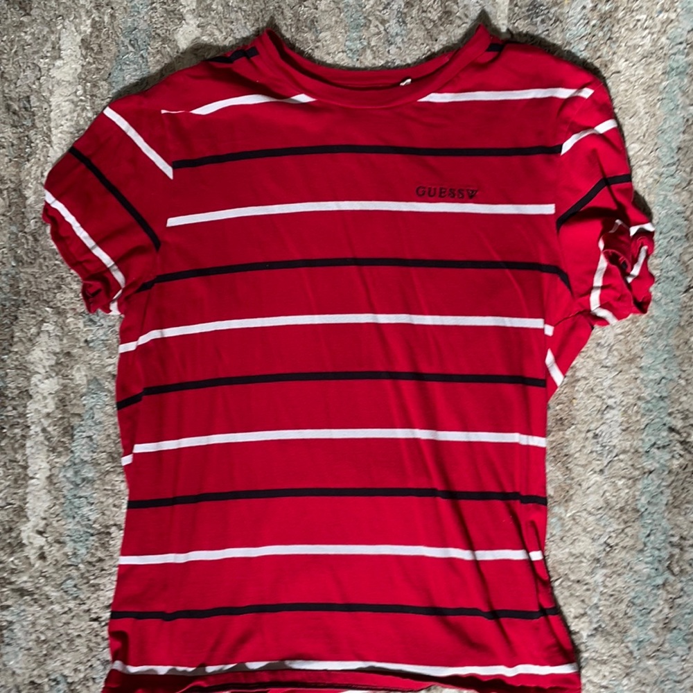 Red black white guess shirt
